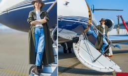 Lâm Thanh Hà khoe sự giàu có khi đi chuyên cơ riêng, mặc áo gió + quần jean + bốt martin, nhan sắc của cô đạt đến tầm cao mới ở tuổi 70