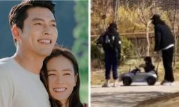 Quý tử nhà Hyun Bin - Son Ye Jin lần đầu lộ diện, hình ảnh gia đình ba người khiến dân mạng bấn loạn 