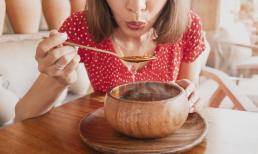 Ăn canh nhiều nhưng liệu bạn có biết nên dùng canh trước hay trong bữa cơm mới tốt? Bác sĩ cho bạn câu trả lời