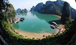 Làng cổ được mệnh danh 'chốn thiên đường nơi đảo ngọc', được bao bọc bởi rừng và biển, cách Hà Nội chỉ hơn 100km