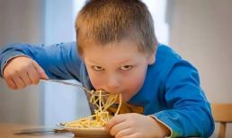 Những trẻ lớn lên và không có tương lai có thể sẽ có 3 kiểu 'hành vi ăn uống' trên bàn ăn! Cha mẹ nên ngăn chặn ngay khi phát hiện
