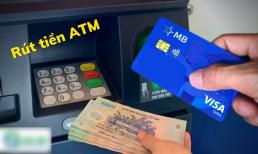 Rút tiền ở máy ATM xong đừng vội rời đi, làm ngay 3 việc để tránh hậu họa về sau, biết sớm còn kịp