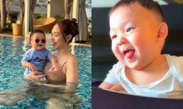 Quý tử nhà Minh Hằng đùa nghịch cùng mẹ, loạt biểu cảm lí lắc cùng gương mặt phúng phính siêu yêu gây sốt 