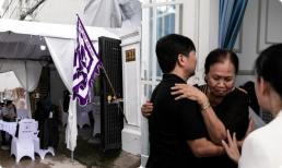 Tang lễ Đức Tiến tại Việt Nam: Mẹ ruột thất thần, không khí đau thương