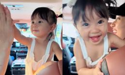 Con gái Bảo Anh ngày càng lí lắc và nhí nhảnh, loạt biểu cảm đáng yêu gây sốt cõi mạng 