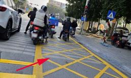 Vạch mắt võng là gì? Khi ở làn rẽ phải, đèn đỏ nên đi hay dừng? 