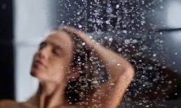 Tắm buổi tối hay buổi sáng tốt hơn? Tốt nhất không nên tắm trong 3 thời điểm này!