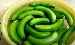 Nước luộc chuối xanh đừng đổ đi, đem uống tốt cho tim mạch, giảm cân và nhiều công dụng tuyệt vời 