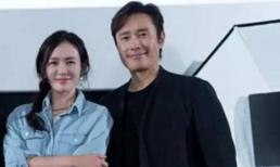 'Bỏ rơi' Hyun Bin, Son Ye Jin như thiếu nữ e ấp bên tình cũ của Song Hye Kyo 