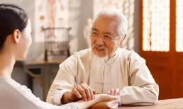 Tại sao những người hành nghề y học cổ truyền thường sống lâu hơn không? Bí quyết sống thọ chỉ xoay quanh 'ăn' và 'ngủ' nhưng không phải ai cũng làm đúng