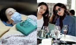 Lý Yên xuất hiện lộng lẫy tại một nhà hàng sau khi phẫu thuật, ngoại hình của cô rất đẹp trong khung hình chụp chung với mẹ Vương Phi