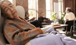 Bạn có thể sống được bao lâu sau 60 tuổi? Có thể biết được bằng cách đi tiểu? Nếu có 3 thói quen đi tiểu, bạn có sống lâu hơn không? Hãy nghe phân tích