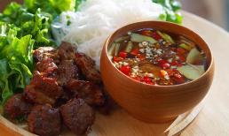 Công thức làm món bún chả nướng chuẩn hương vị Hà Nội, chiêu đãi cả nhà ngày cuối tuần 