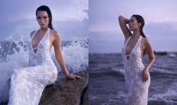 Siêu mẫu Hà Anh lấy lại vóc dáng sau sinh cực đỉnh khi diện bikini nửa kín nửa hở, khoe body thon gọn hết nấc