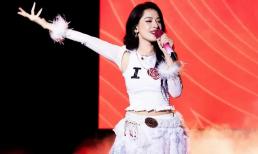 Từng bị chê bai thậm tệ, giọng hát Chi Pu giờ thay đổi ra sao?