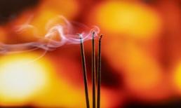 Tại sao lại thắp nhang số lẻ? Số nhang thắp có ý nghĩa khác nhau như thế nào? 