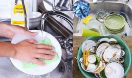 Ngâm hay rửa bát đĩa ngay sau khi ăn mới là cách tốt nhất theo nghiên cứu? Sai lầm nhiều người mắc phải