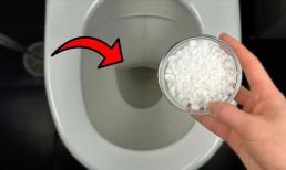 Rắc một nắm muối vào bồn cầu có lợi ích đặc biệt, rất ít người biết