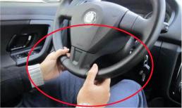 'Đọc vị' tính cách qua cách cầm vô lăng, chuyên gia chỉ ra kiểu người không phù hợp để điều khiển ô tô, vì sao lại thế?