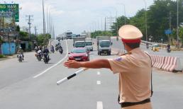 Không vi phạm giao thông, người dân vẫn phải dừng xe để CSGT kiểm tra trong tình huống nào?