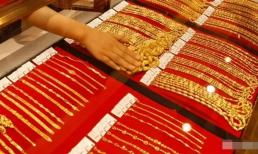 Đừng mua vàng một cách mù quáng. Mua vàng đòi hỏi một số kỹ năng. Hãy cùng xem cách mua