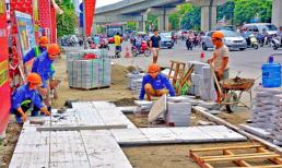 Đi bộ dưới lòng đường khi vỉa hè đang thi công có bị phạt không?
