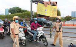 Có bảo hiểm xe máy nhưng quên không mang theo sẽ bị phạt bao nhiêu tiền?