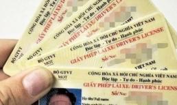 Từ 1/1/2025, người dân có bắt buộc phải đổi giấy phép lái xe sang mẫu mới hay không?