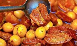 Muốn thịt kho lên màu đẹp, mềm ngon không lo ngán thì đây là 4 bước bạn đừng bỏ qua