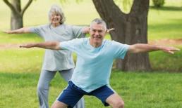 Khi con người đến tuổi 50, những môn thể thao tốt nhất không phải chạy bộ, bơi lội, yoga... mà là 6 điều này
