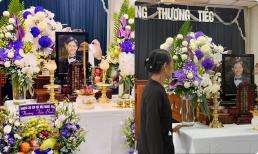 Mẹ Quý Bình lặng người nhìn con trai lần cuối, nụ cười trên di ảnh khiến ai cũng xót xa