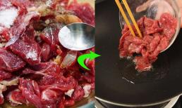 Thịt bò có bị dai khi xào không? Đầu bếp nhắc nhở: phương pháp ướp không đúng, thêm một chút gia vị này vào, thịt mềm ngọt, ngon hơn ngoài hàng