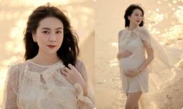 MC hot số 1 VTV tiết lộ lí do gần sinh mới khoe bộ ảnh bầu