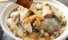 Thịt cá trước khi chiên rán ướp với thứ đồ uống này vị sẽ ngon, mềm hơn