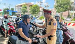 10 lỗi vi phạm giao thông đối với xe máy bị phạt tới 10 triệu đồng, số 2 rất nhiều người hay mắc phải