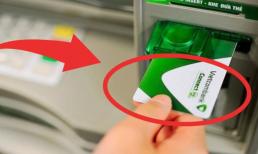 Không rút được tiền tại cây ATM trong hai tháng tới, thử xem bạn có đang dùng thẻ bị loạt ngân hàng lớn xếp vào 'danh sách đen' hay không?