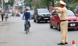 Theo quy định mới nhất, tham gia giao thông bằng xe đạp sẽ không phải đội mũ bảo hiểm, đúng không?