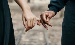 Trong gia đình, một phụ nữ có hôn nhân ngày càng tốt đẹp là vì không làm hết việc nhà, không hạn chế sự tự do của chồng, không can thiệp vào việc nhà chồng!