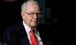 Tỷ phú Warren Buffett chỉ ra 10 sai lầm người nghèo mắc phải, bảo sao mãi không giàu lên được