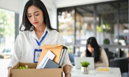 Bị cho nghỉ việc cuối năm vì khó khăn kinh tế, người lao động có được hưởng trợ cấp mất việc không?