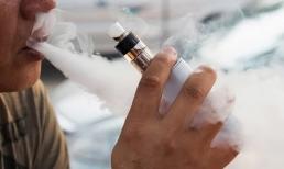 Thời gian tới, có thể bị phạt nặng nếu không ngăn người khác hút thuốc lá điện tử 