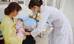 Quy định mới nhất về thời gian hưởng chế độ khi chăm sóc con ốm đau, người lao động nên biết để tránh thiệt thòi