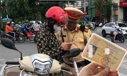 Cố tình sử dụng giấy phép lái xe máy đã trừ hết điểm, tài xế bị tịch thu phương tiện và phạt đến 8 triệu đồng?
