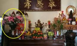 Người giàu luôn đặt lọ hoa bên trái bàn thờ khi thắp hương, nếu đặt bên phải thì sao?