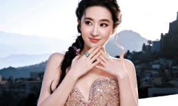 Vì đắc tội với 'ông lớn' nên Lưu Diệc Phi bị 'cấm cửa' ở Cbiz? Ai cứu nổi 'Thần tiên tỷ tỷ'?