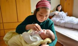 Hiện tượng 'Giả trông cháu' đang lan rộng trong giới bà nội, bà ngoại, không ít gia đình đã vướng phải, nuôi cháu kiểu cách biệt thế hệ rốt cuộc nên xử lý thế nào?