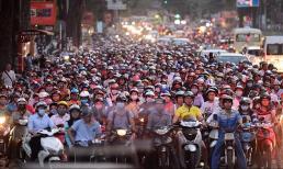 Người dân được hỗ trợ gì khi xe máy xăng sắp rút khỏi Vành đai 1?