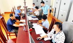 Cán bộ 'chưa đủ chuẩn' cấp xã được hưởng một chính sách đặc biệt có lợi, nên nắm được