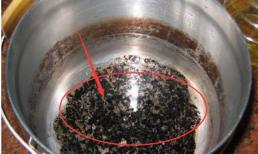 Nồi inox của bạn bị cháy đen? Đừng lúc nào cũng dùng miếng cọ thép. Hãy thử phương pháp này, nồi sẽ sạch bong như mới