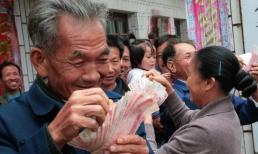 Tôi chỉ nhận ra điều này khi 50 tuổi: Một gia đình có cha mẹ hưởng lương hưu chính là có 5 loại 'phúc khí cứng', con cháu được nhờ